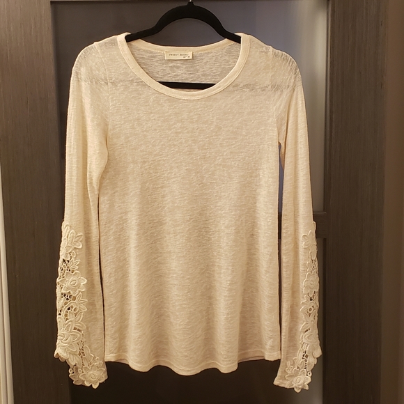 Twenty Second Long Sleeve Top - Picture 2 of 11